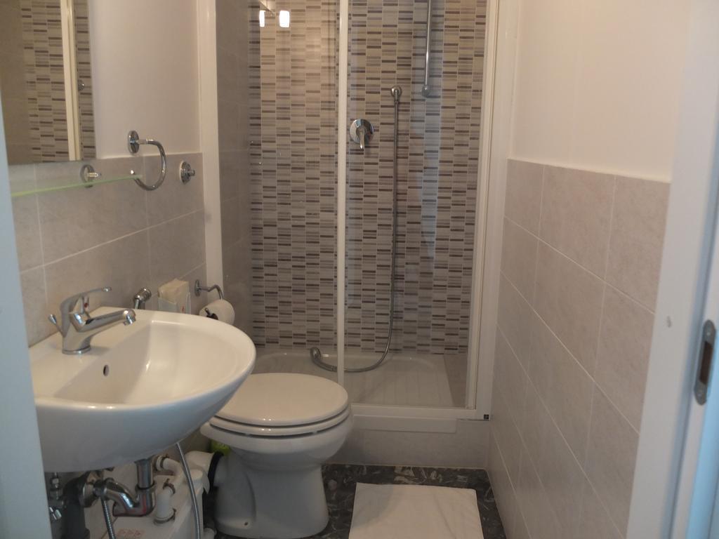 Maxim Rooms Rome Luaran gambar
