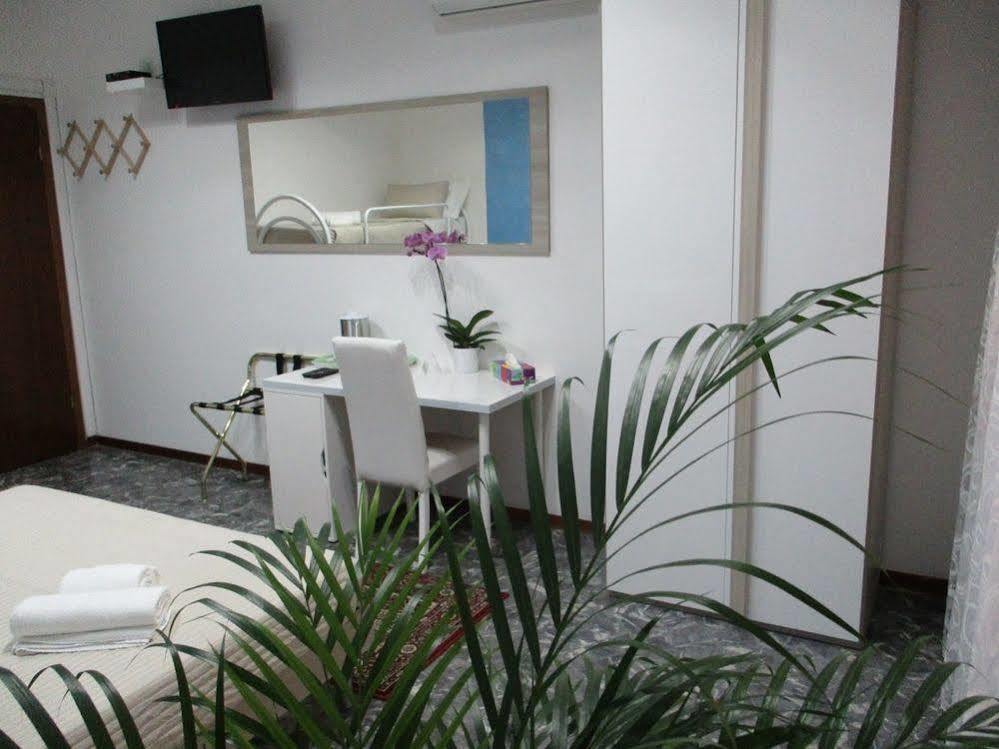 Maxim Rooms Rome Luaran gambar